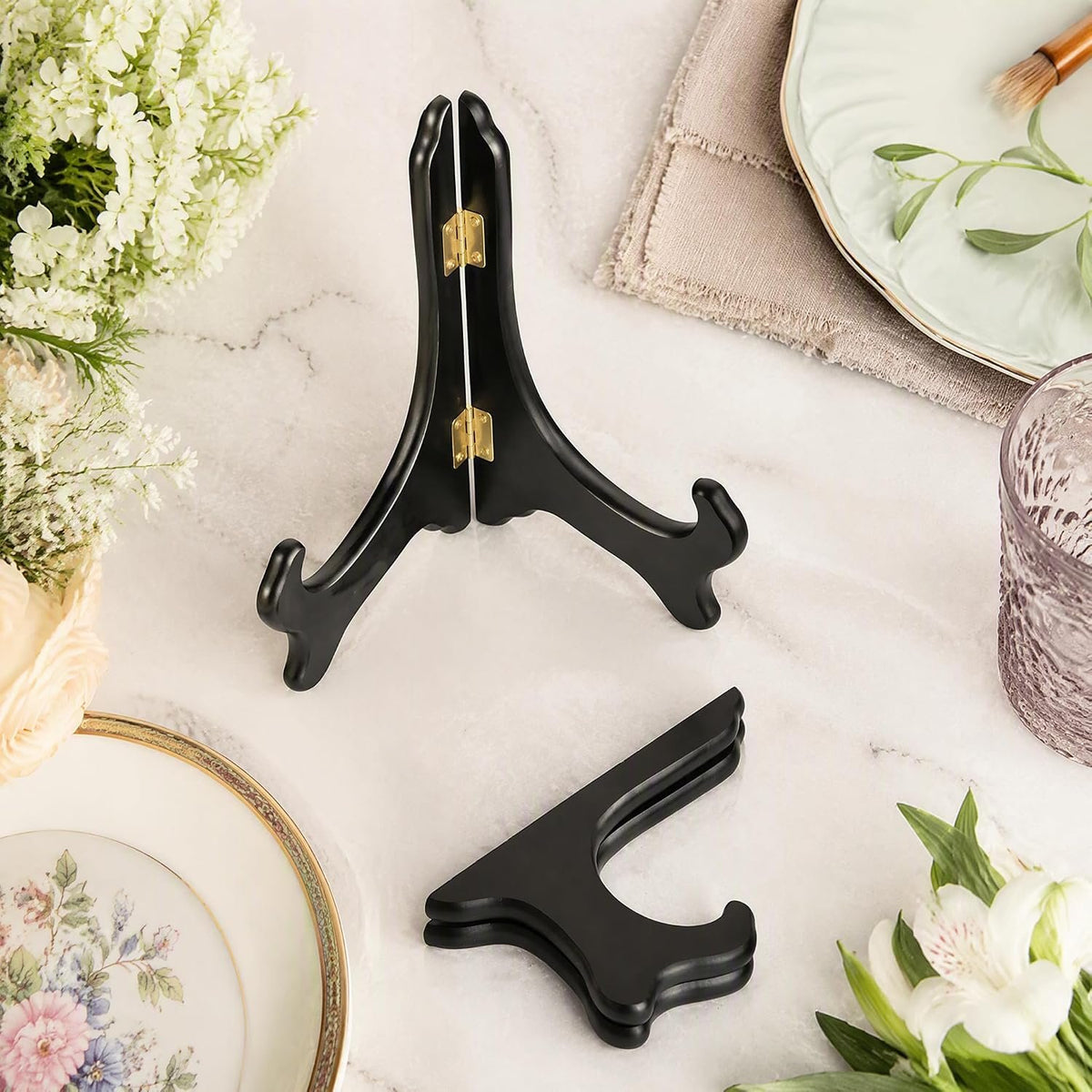 Kittiwake Displayware Black Wooden Easel Plate Holders additional product photo